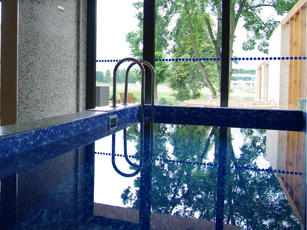 Hotel ウニエユフ エクステリア 写真
